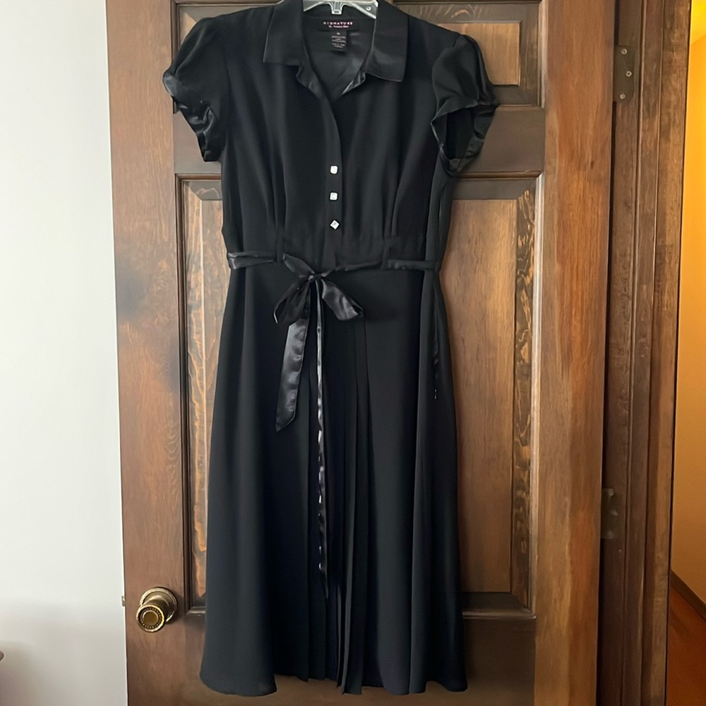 Signature Women’s Black Formal Dress Size 10